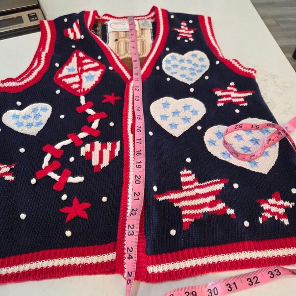 Vintage '96 Eagles Eye Collectibles Patriotic Parade Knit Vest Medium Navy Red - Picture 13 of 14